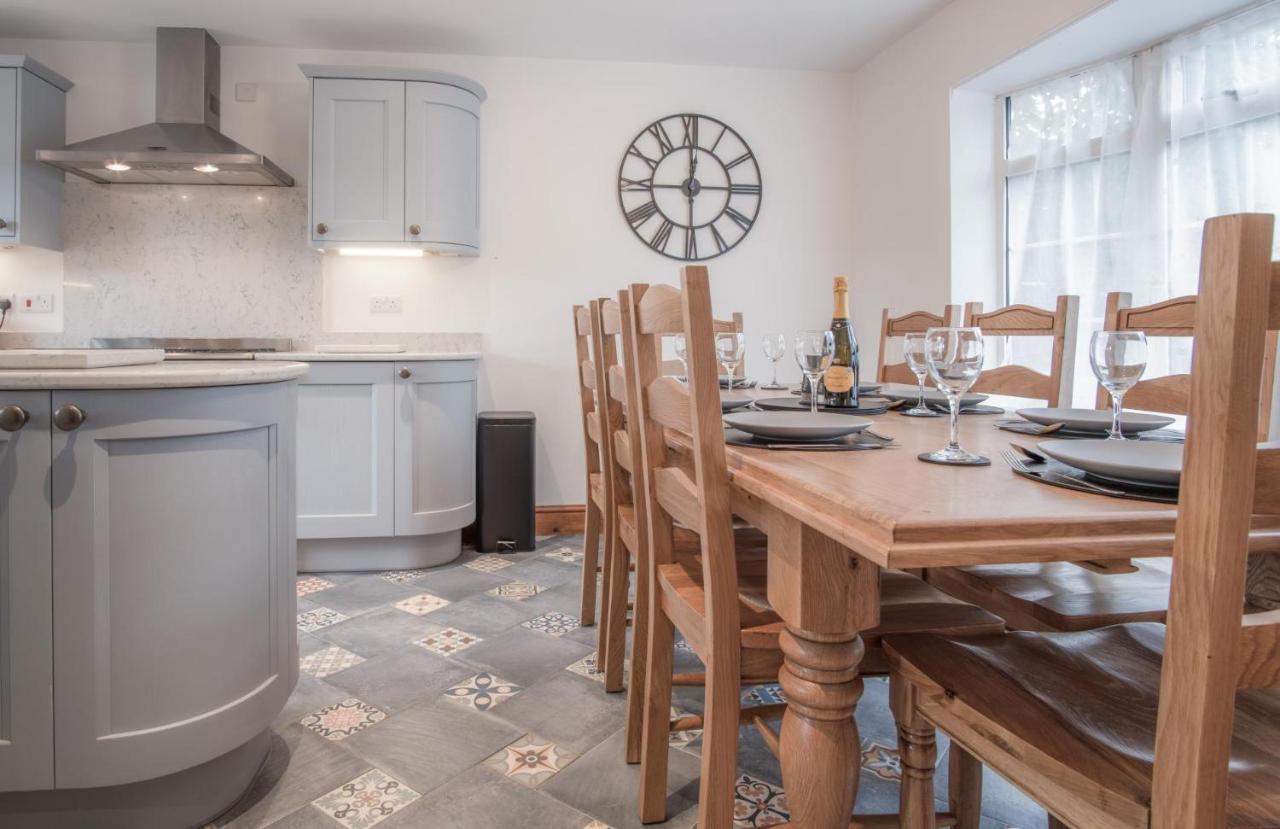 Pendeilo Villa - 5 Bedroom Holiday Home - Amroth Luaran gambar